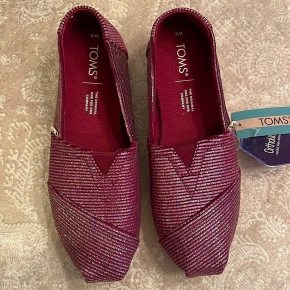 Brand New Toms Cabernet Glitter Rib Knit Slip On Shoes Casual Sparkly Canvas - Picture 2 of 16